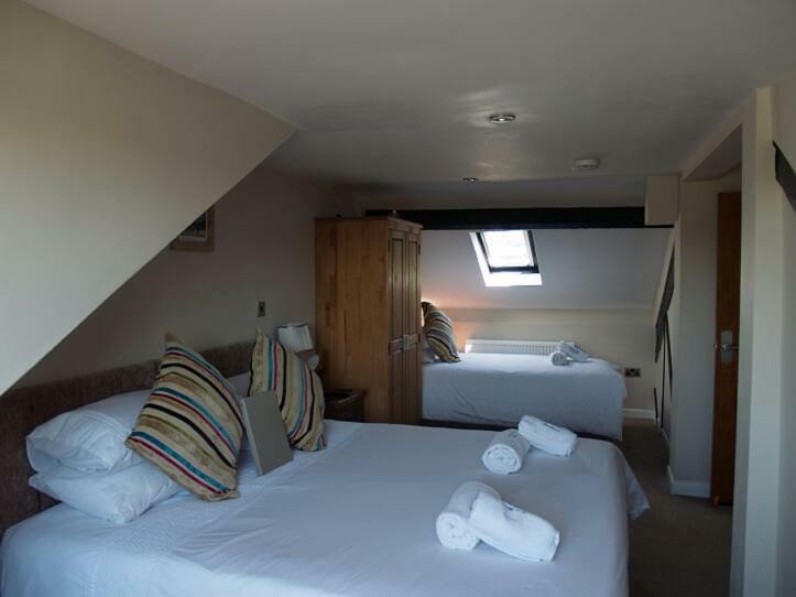 The Guest House Worsthorne Бърнли Екстериор снимка